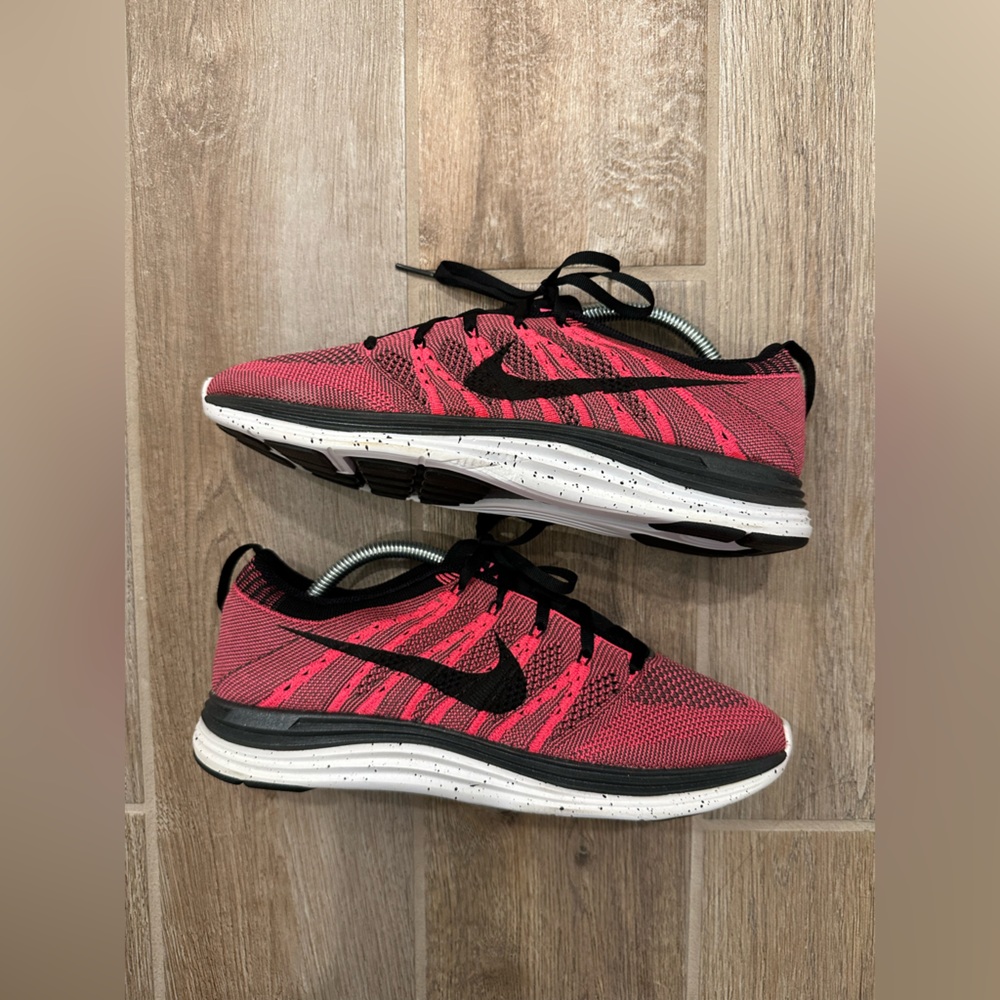 Nike Black and Pink Running Shoes Flyknit Lunar Women’s